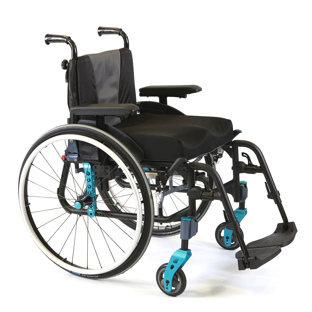 Invacare Action 5 - Folding Active Wheelchair