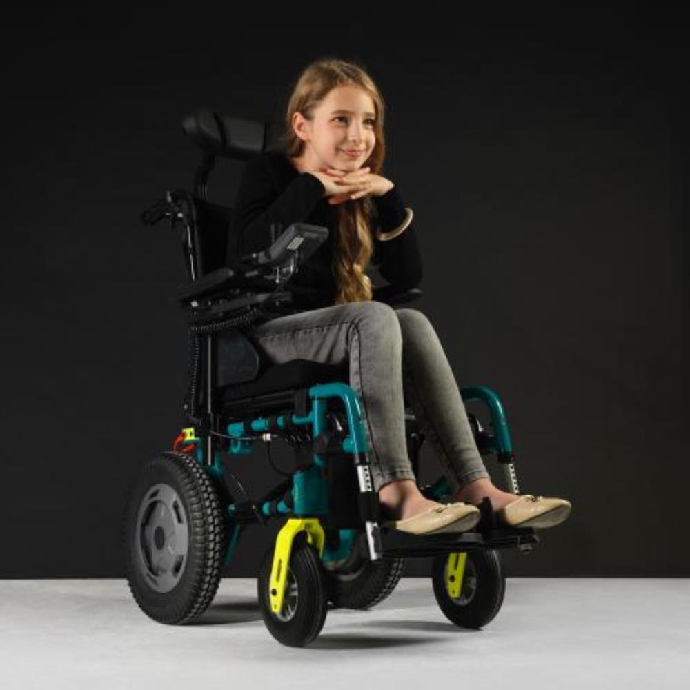 Invacare Esprit Action Junior - Lifestyle photo