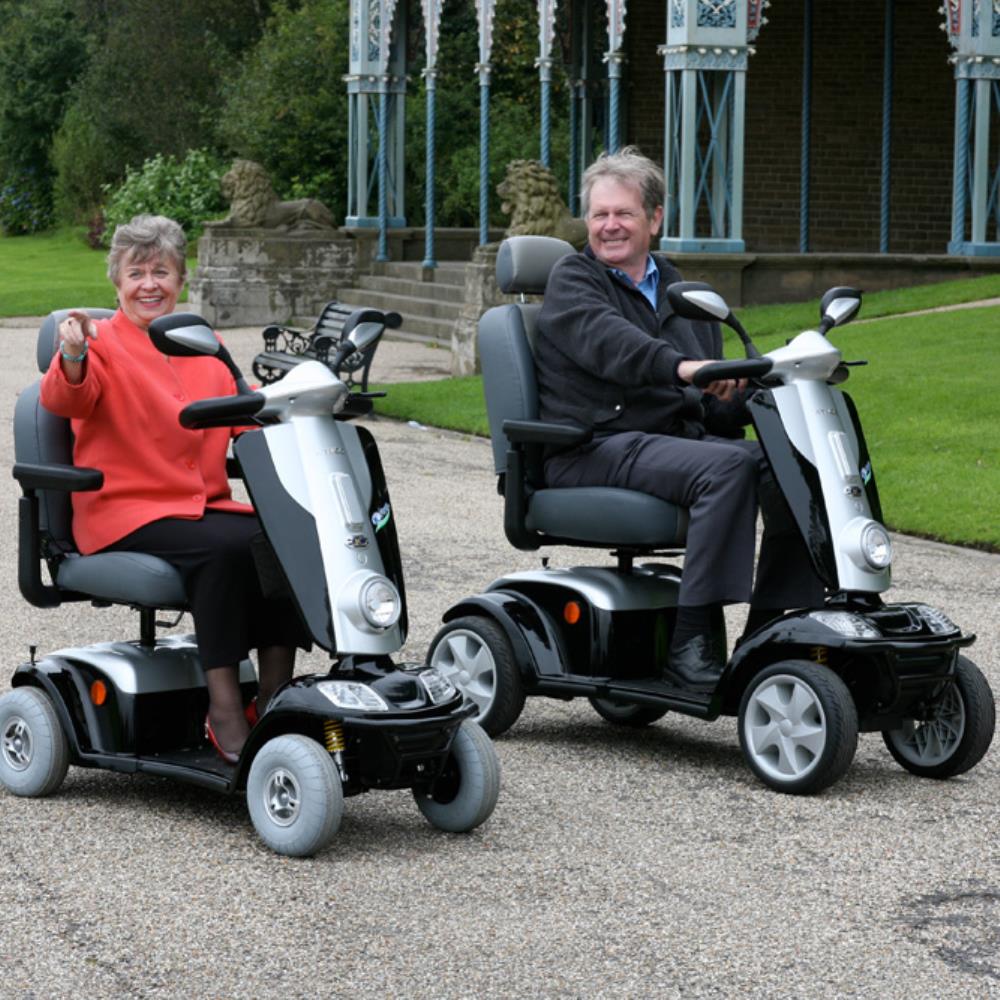 Kymco Maxi XLS - Lifestyle Photo 11.