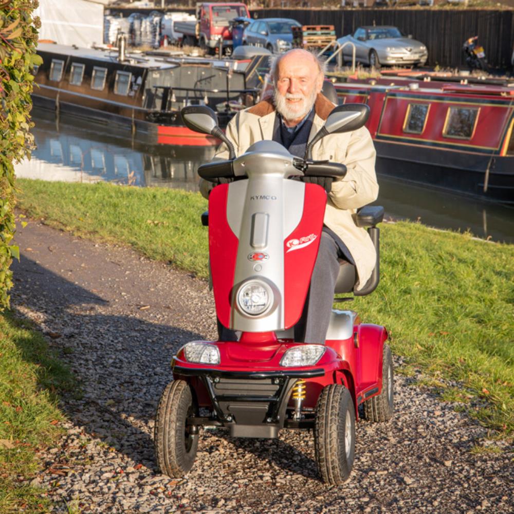 Kymco Maxi XLS - Lifestyle Photo 4.