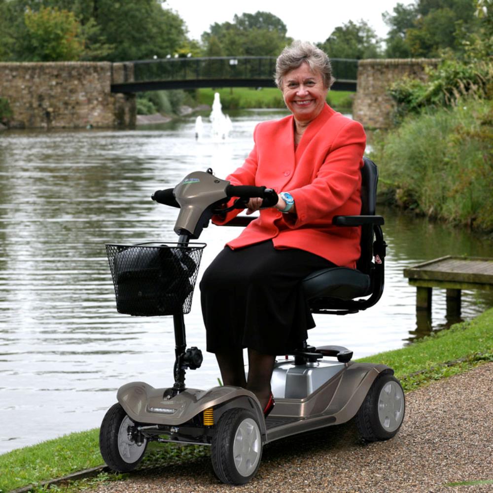 Kymco Mini Comfort - Lifestyle Photo 4.