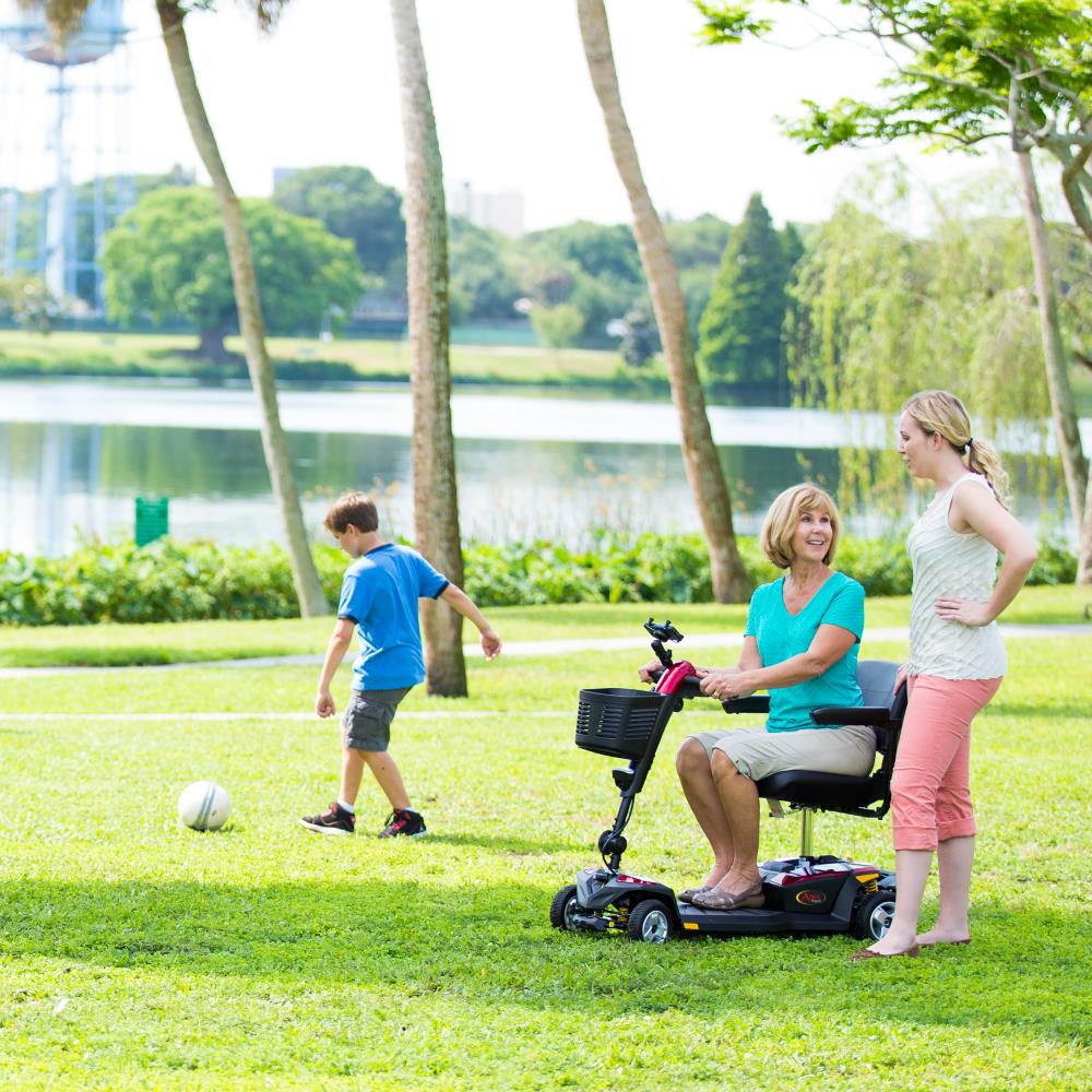 Pride Apex Rapid - Lifestyle photo in the park.