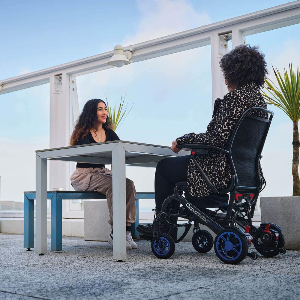 Quickie Q50 R Carbon - Outdoor rooftop caf�