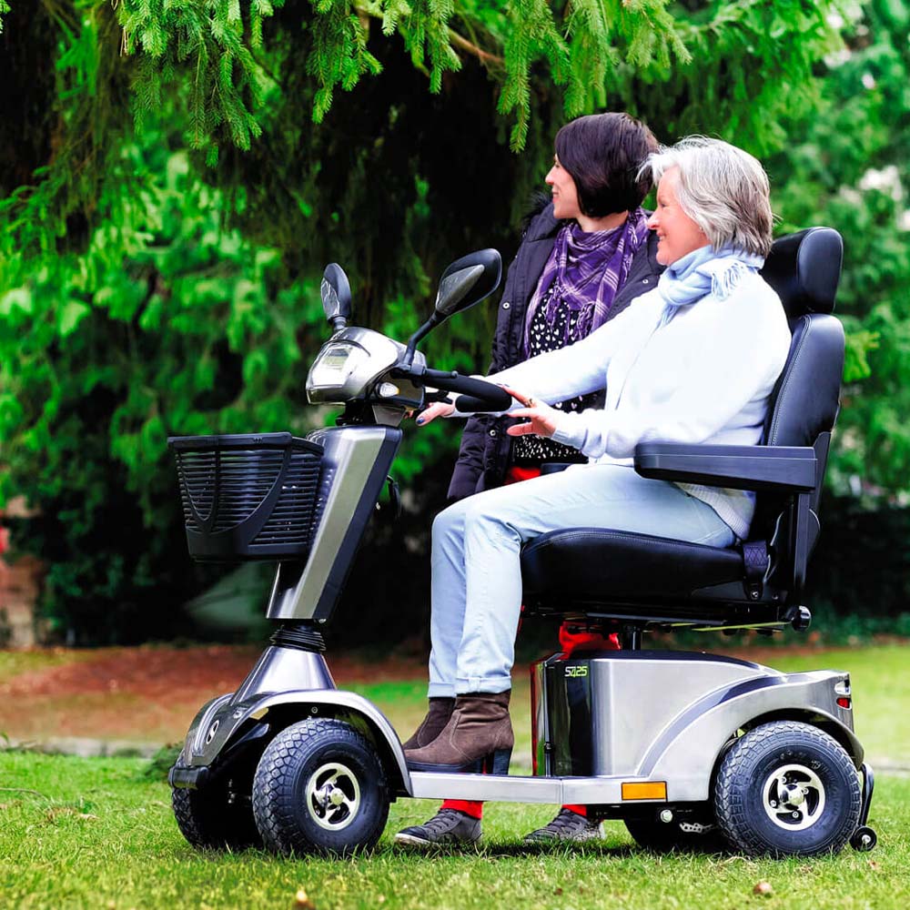 Sterling S425 - Mother and daughter at the park.