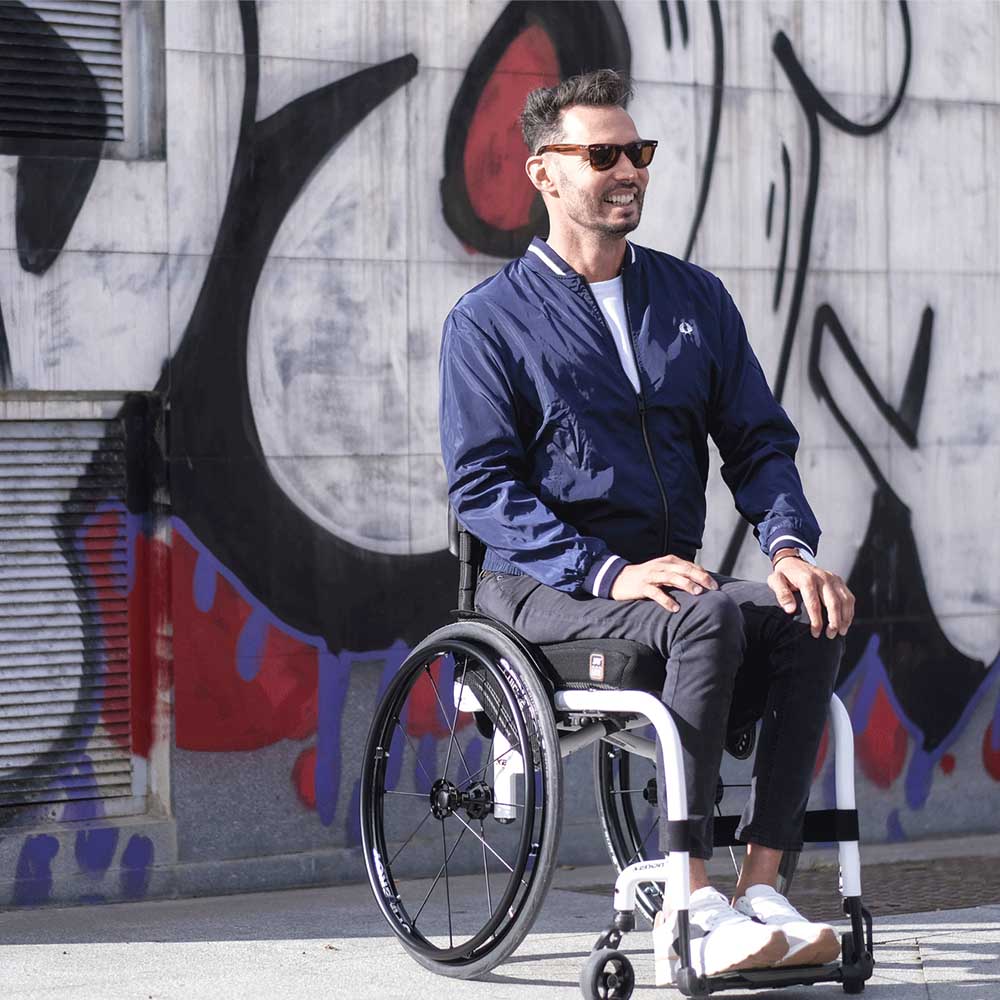 Quickie Xenon² FF Folding Wheelchair - Lifestyle 2